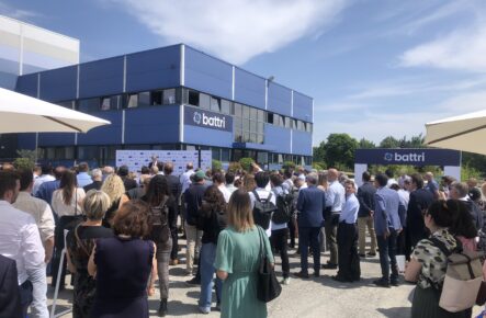 Recyclage batteries Hauts-de-France : Battri inaugure sa première usine à Saint-Laurent-Blangy